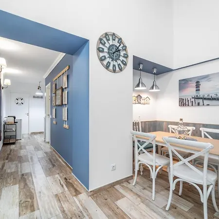 Main Street By Raspberry Cascade * Faro