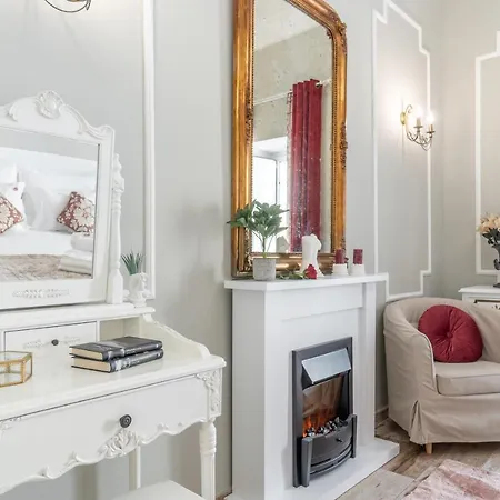 Appartement Main Street By Raspberry Cascade