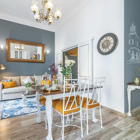 Main Street By Raspberry Cascade *